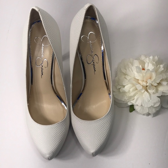 jessica simpson parisah